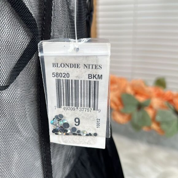 Blondie Nites Formal Yet Flirty Corset Dress NWT - Picture 9 of 13